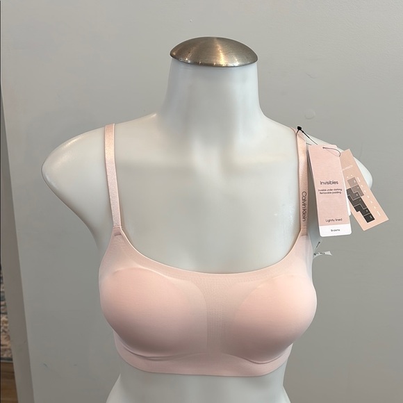 Calvin Klein Small Invisibles Lightly Lined Pink Seamless Bralette - Picture 1 of 8